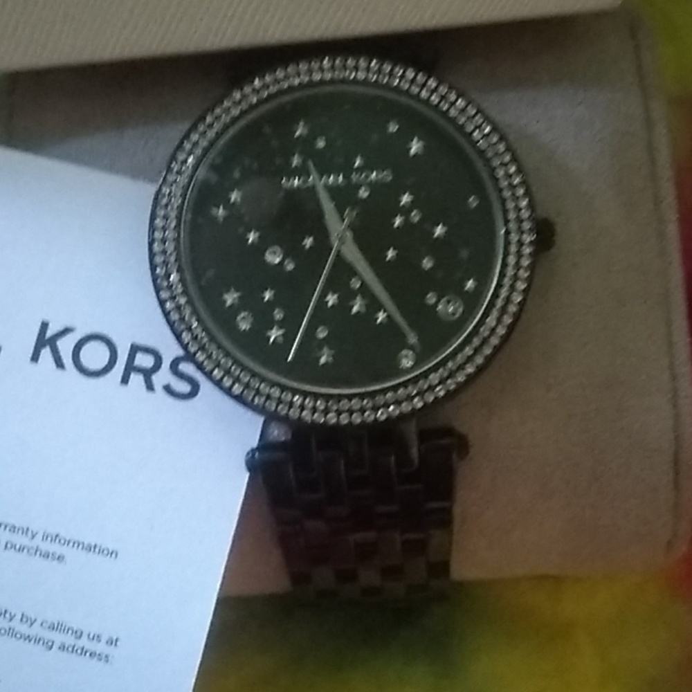 Watch - Picture 2 of 2